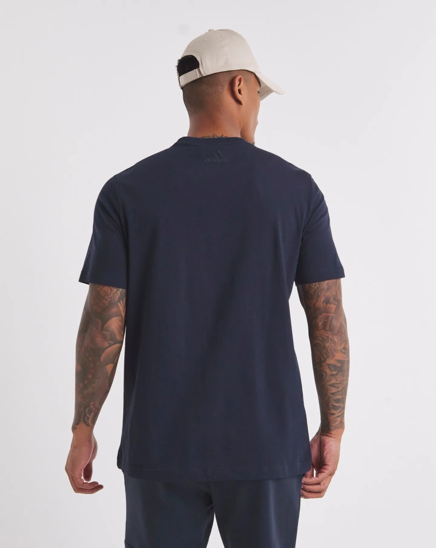 adidas Essentials Logo T-Shirt