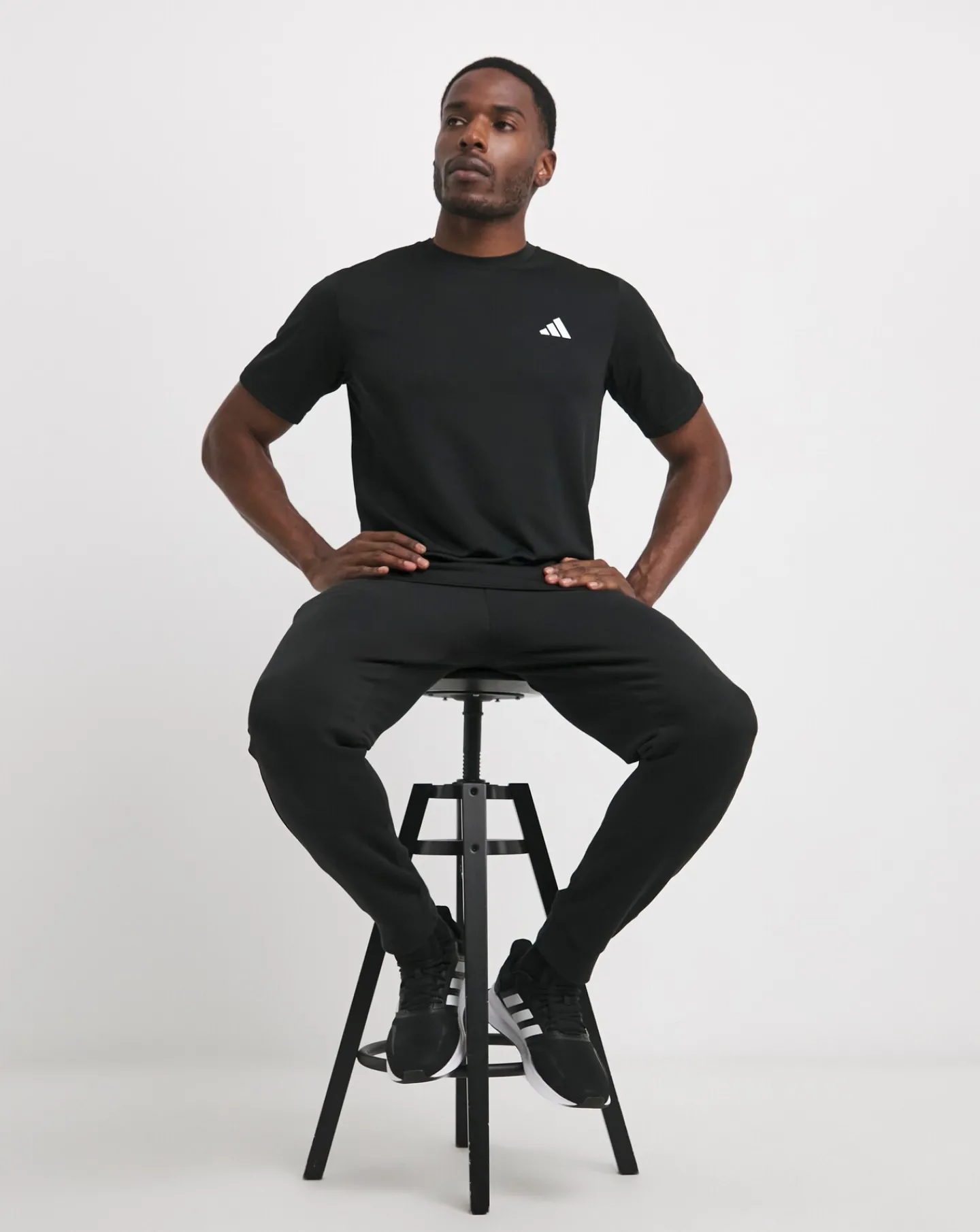 adidas Training Essentials Base T-Shirt