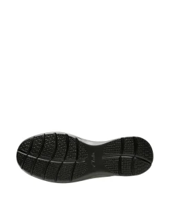 Clarks Cottrell Free Wide Fit Shoes