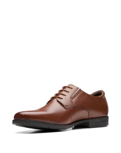 Clarks Howard walk shoes