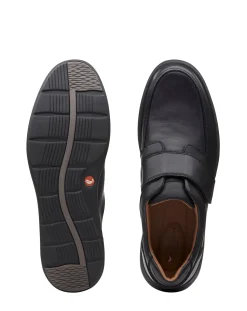 Clarks Un Abode Strap Wide Fit Shoes