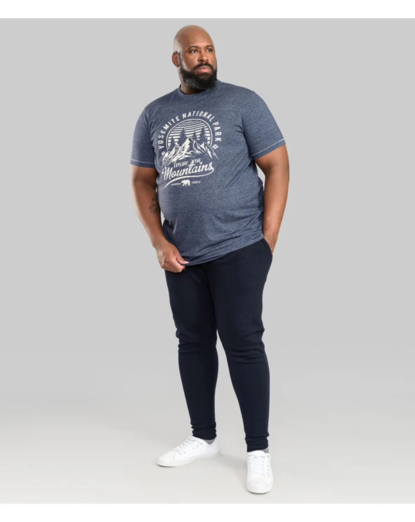 D555 Brandon Cuffed Jogger With Side And Back Pockets