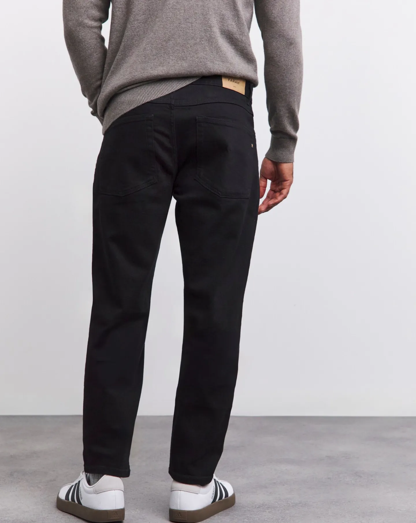 FARAH Elm Slim Fit Jean