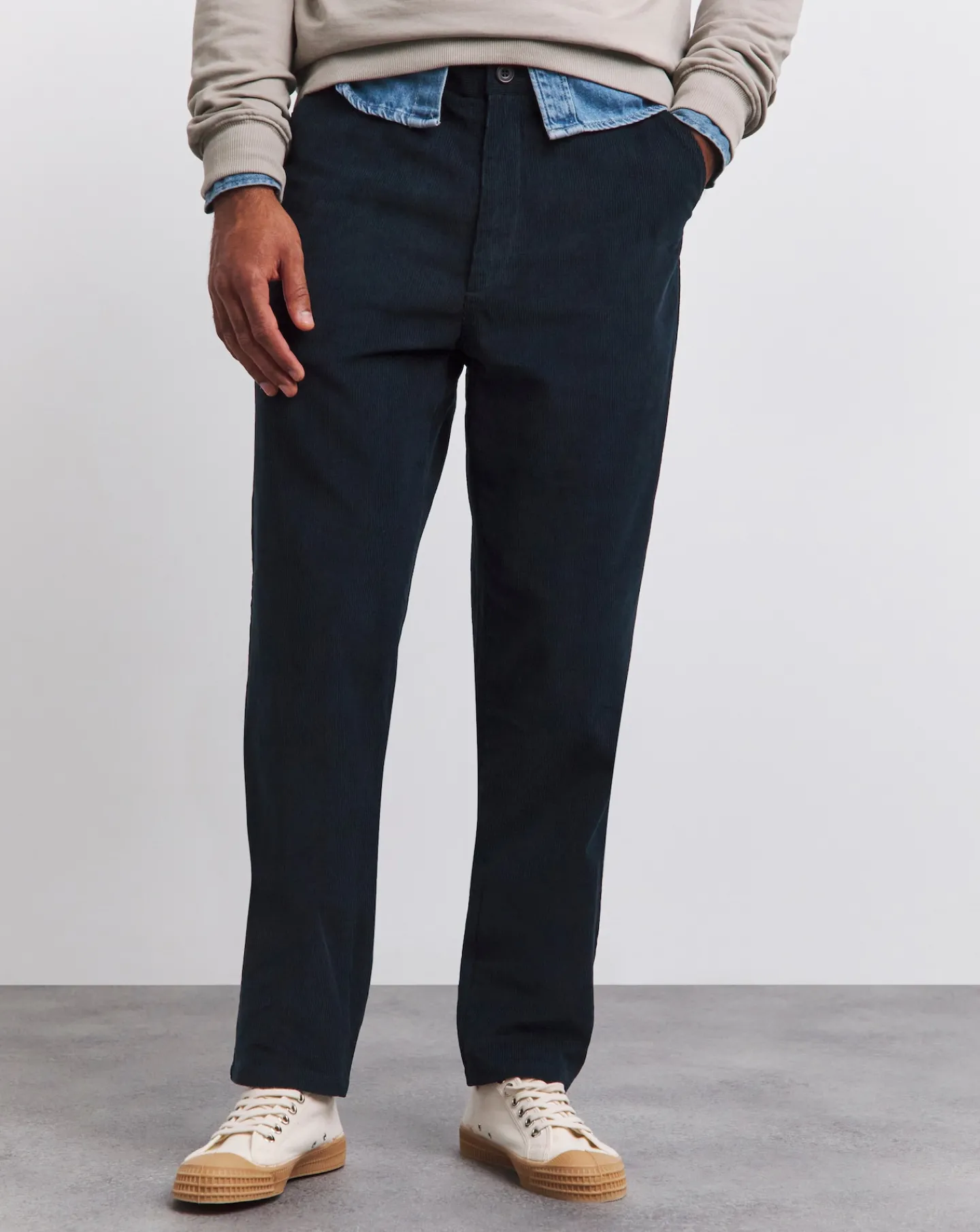 FARAH Norwood Regular Fit Cord Trouser