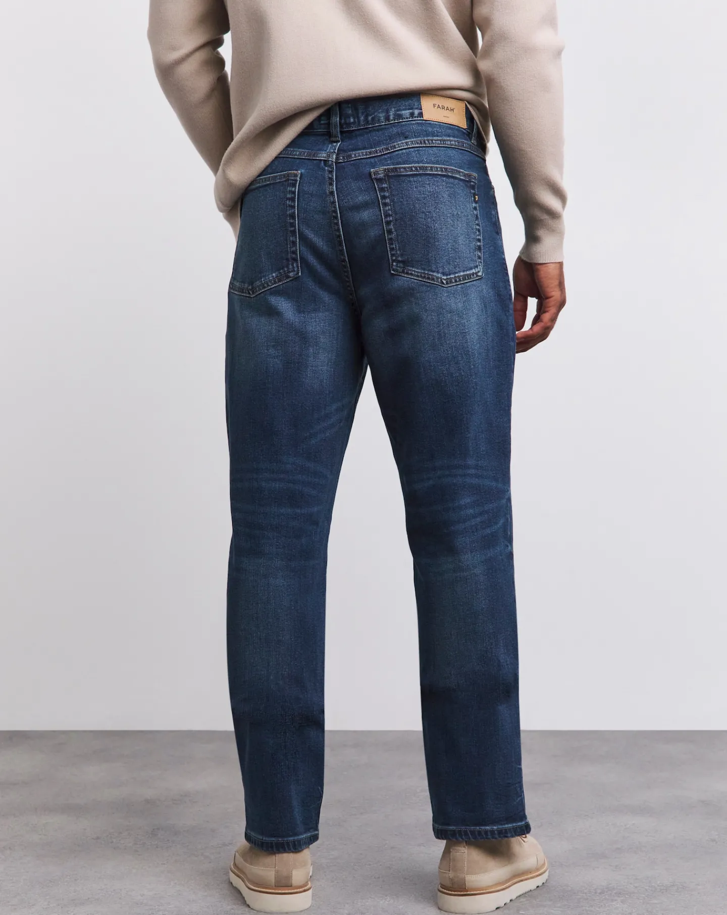 FARAH Norwood Worn Regular Fit Jean
