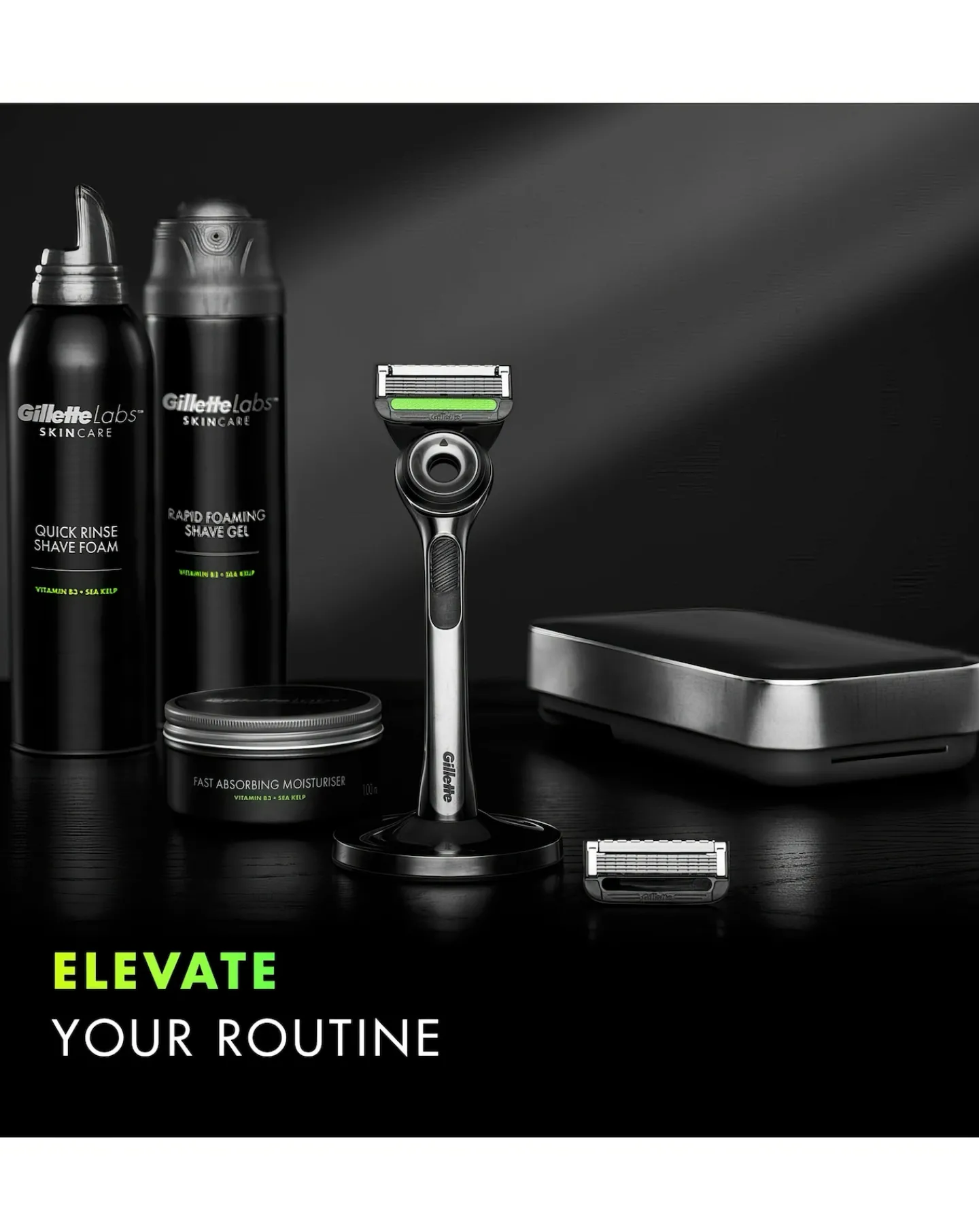 Gillette Labs Exfoliating Razor, Travel Case, and 4 Razor Blades