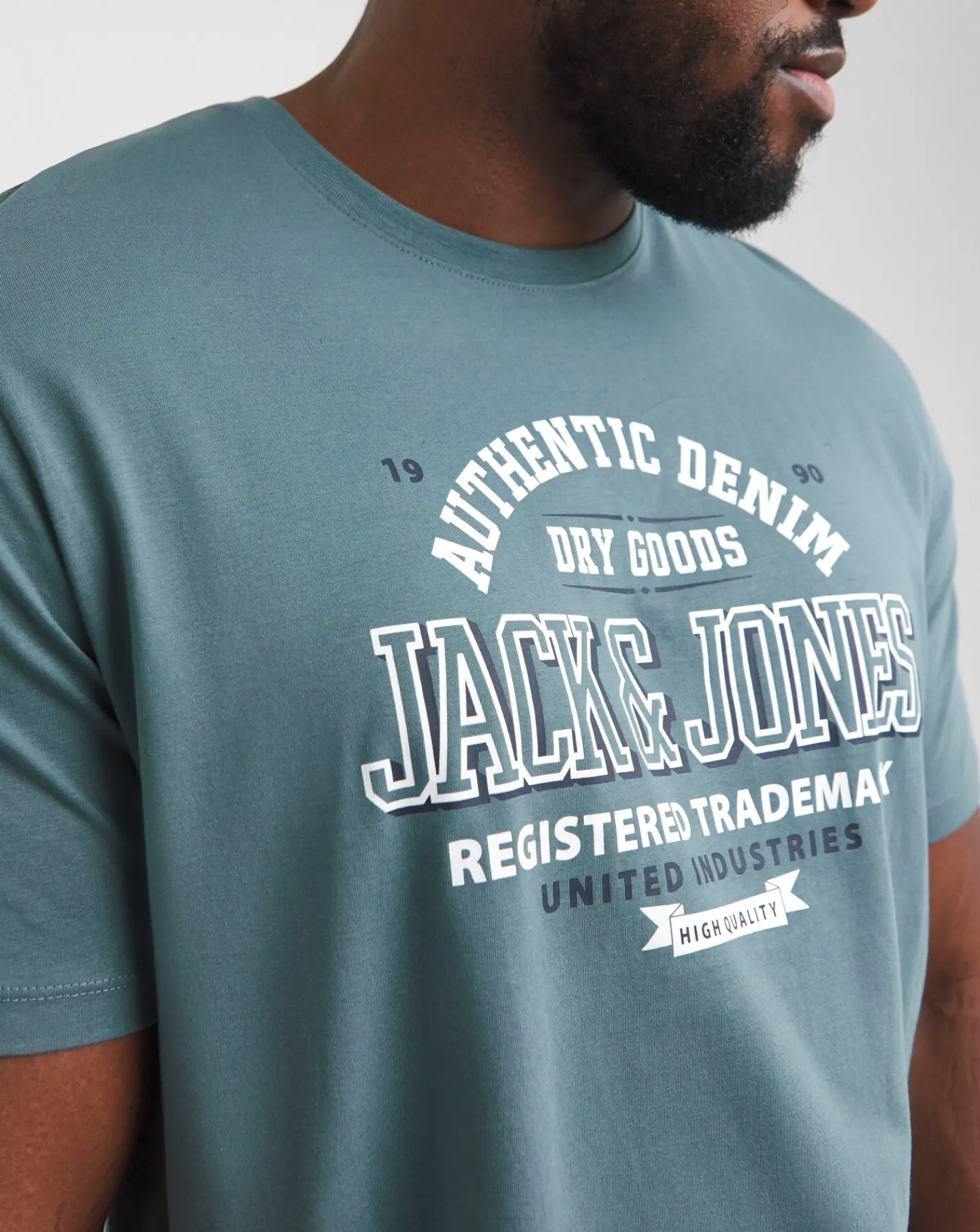 JACK & JONES Jack & Jones Short Sleeve Logo T-Shirt