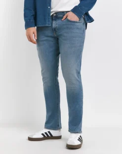JACK & JONES Jack & Jones Slim Tapered Fit Glenn Jeans In Light Blue