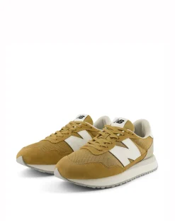 New Balance 237 Trainers