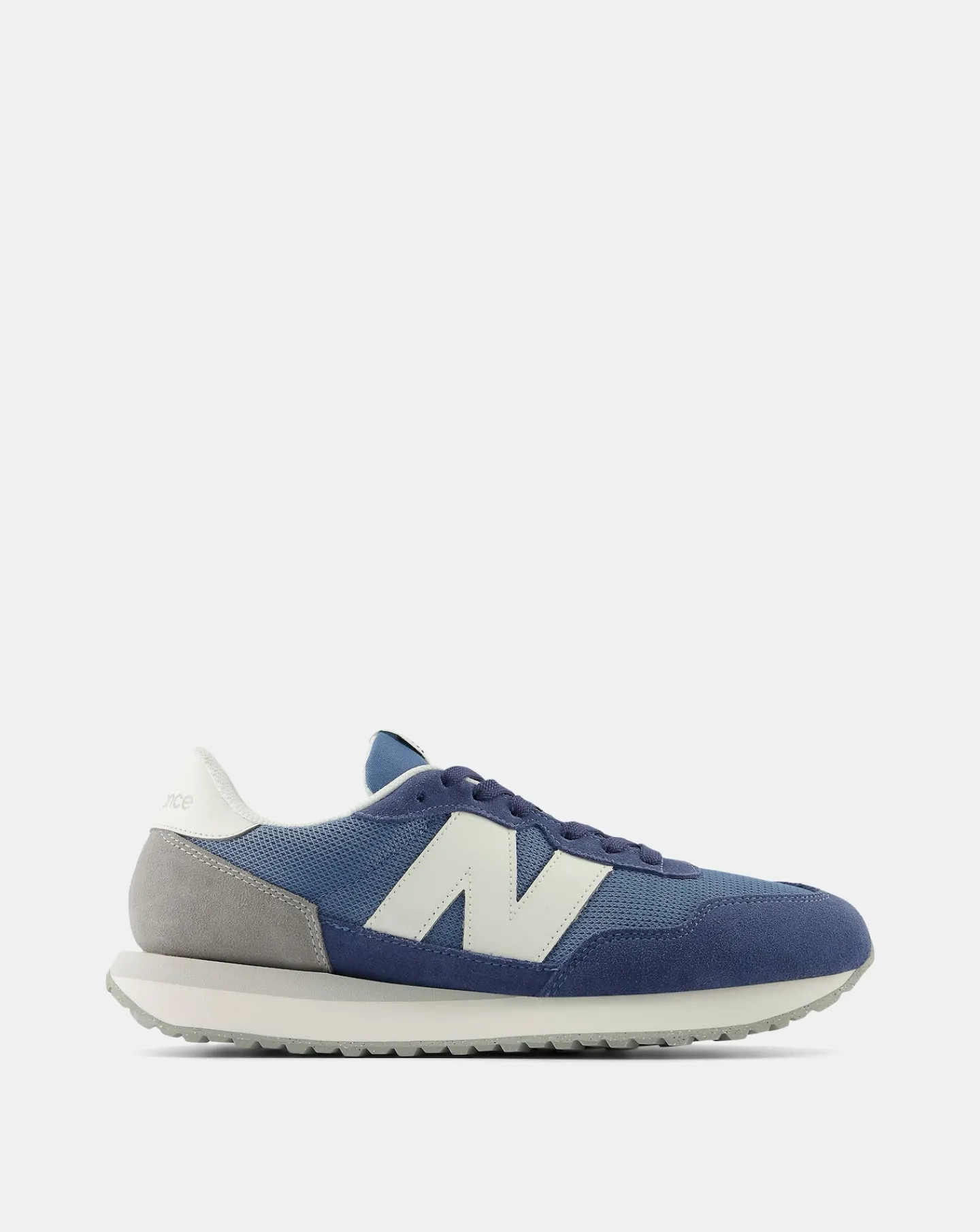New Balance 237 Trainers