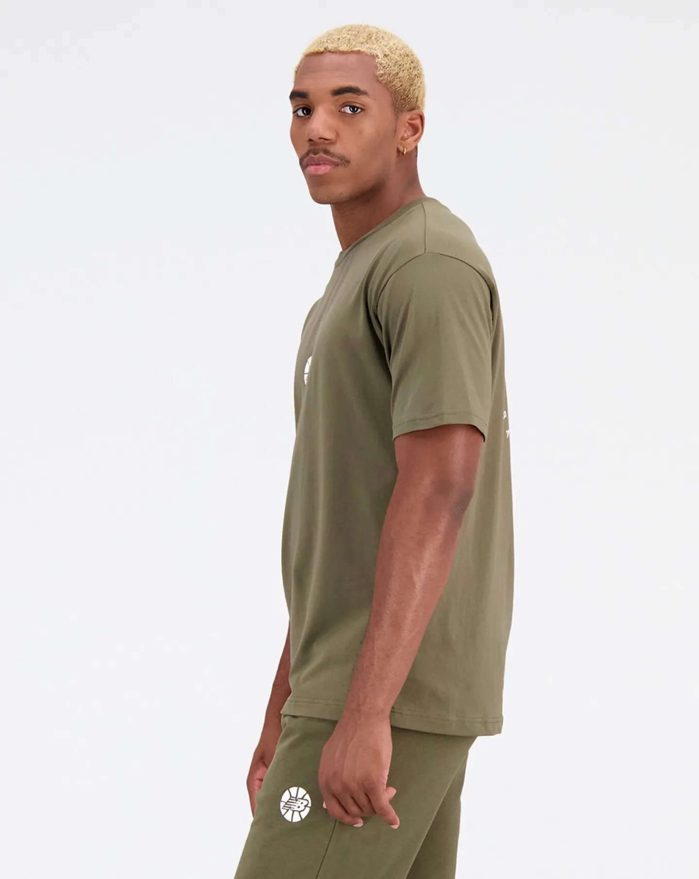 New Balance Hoops Essentials T-Shirt