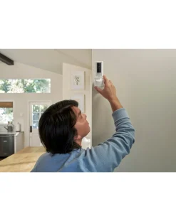 Ring Pan-Tilt Indoor Camera White