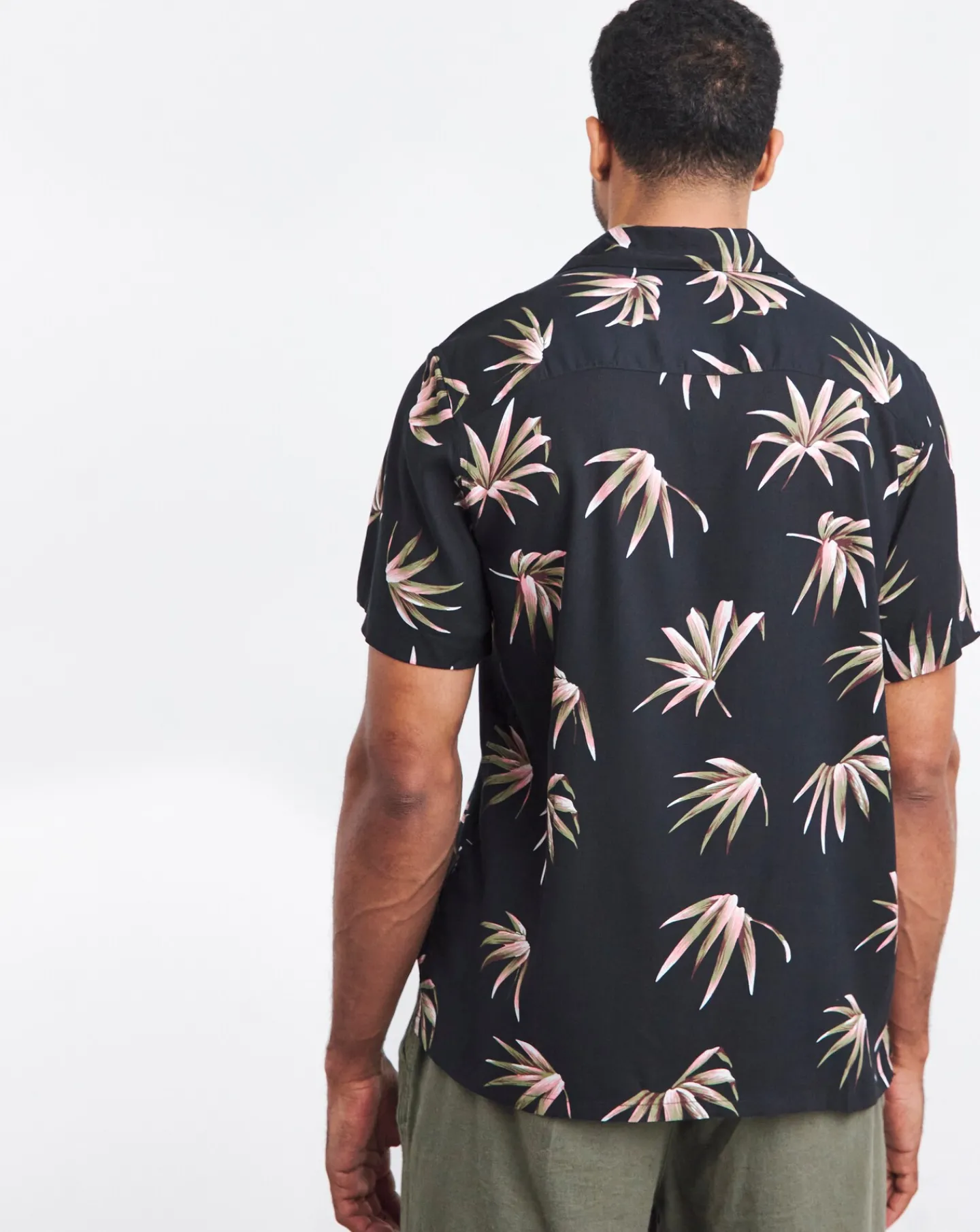 Jacamo Short Sleeve Leaf Print Cuban Collar Shirt