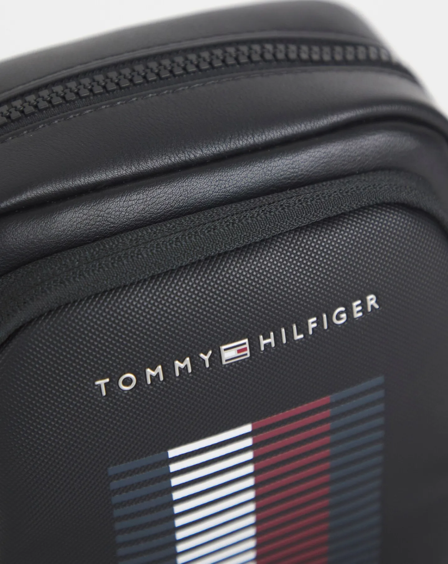 Tommy Hilfiger Foundation Pique Mini Reporter Bag
