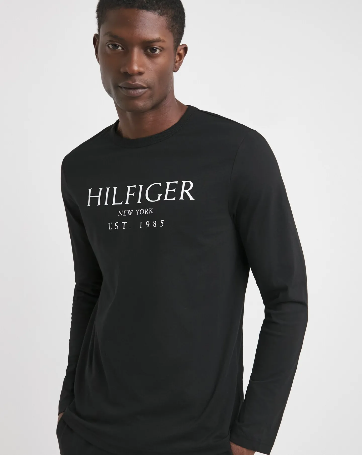 Tommy Hilfiger Long Sleeve Oversized Logo T-Shirt