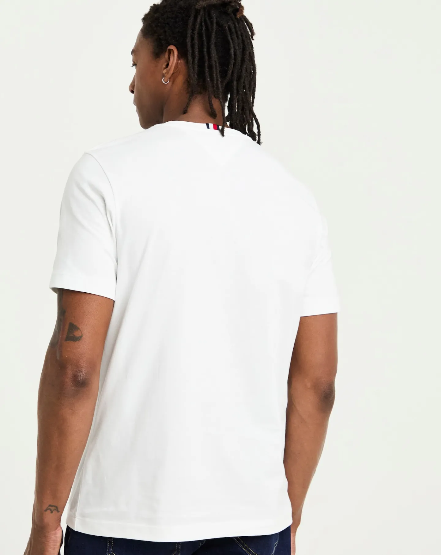 Tommy Hilfiger Short Sleeve Script Logo T-Shirt