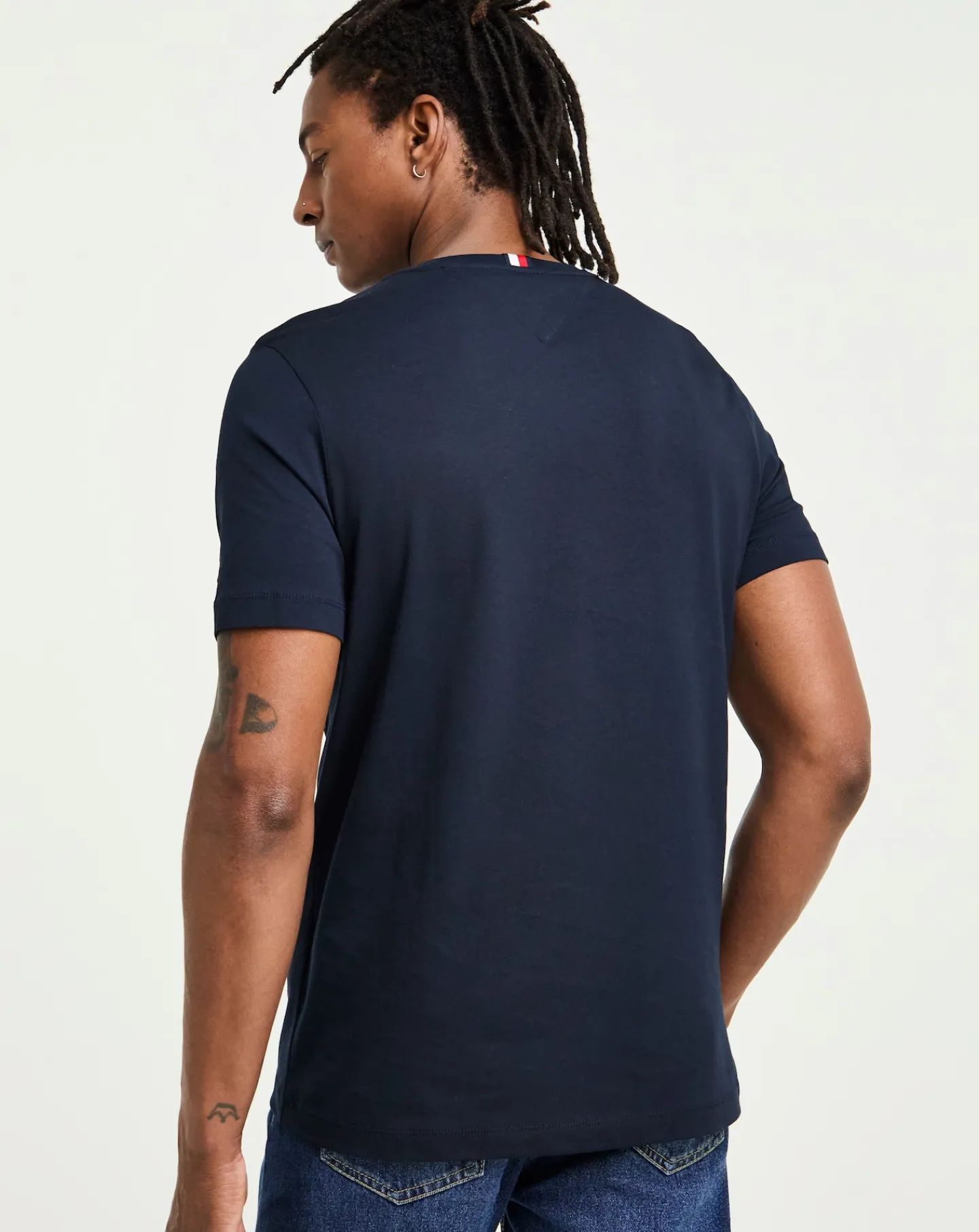 Tommy Hilfiger Short Sleeve Script Logo T-Shirt