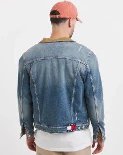 Tommy Jeans Ryan Regular Fit Denim Trucker