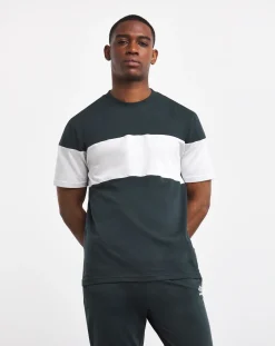 Umbro Sports Style Walkout T-Shirt