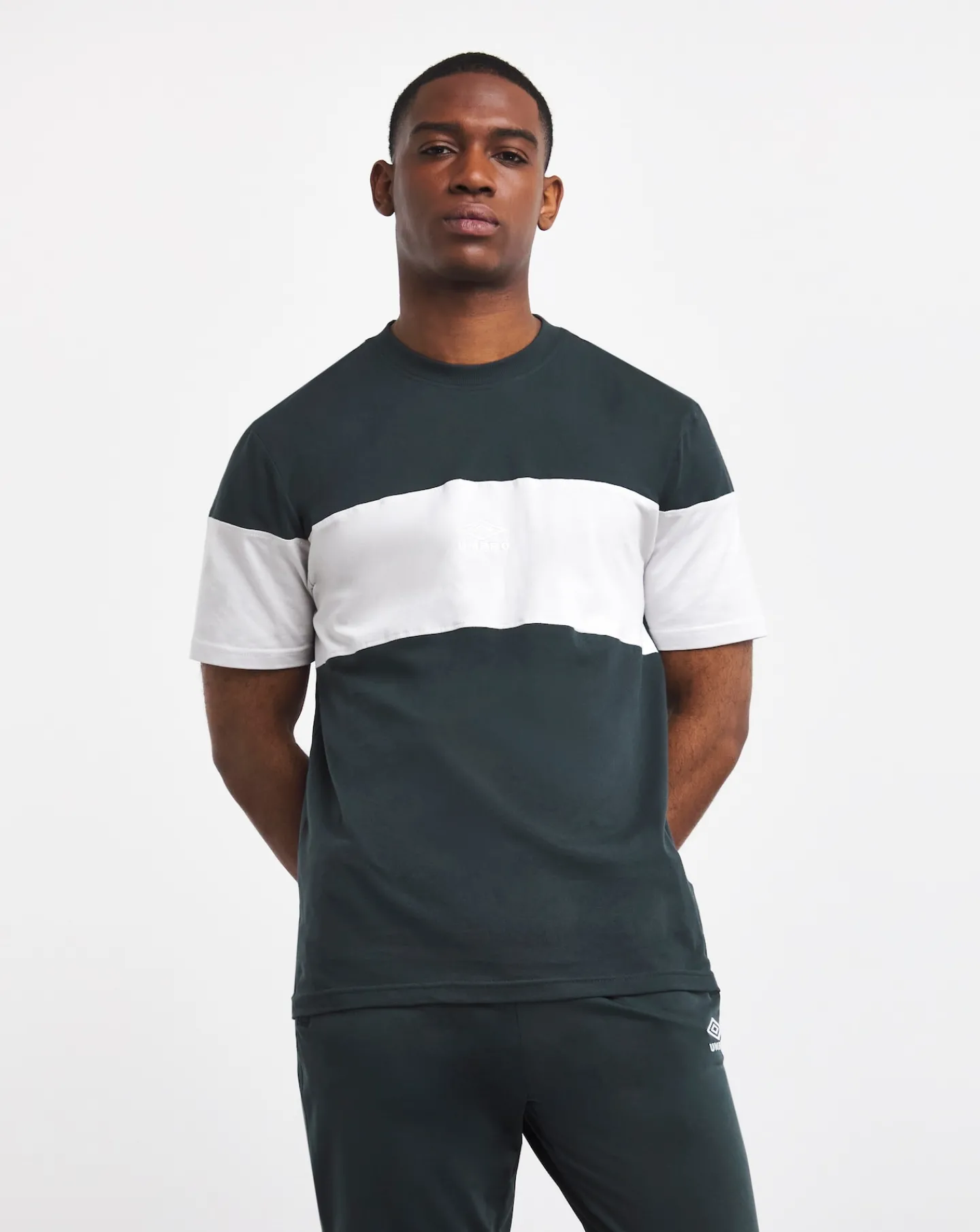 Umbro Sports Style Walkout T-Shirt
