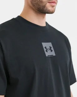 Under Armour Box Short Sleeve T-Shirt