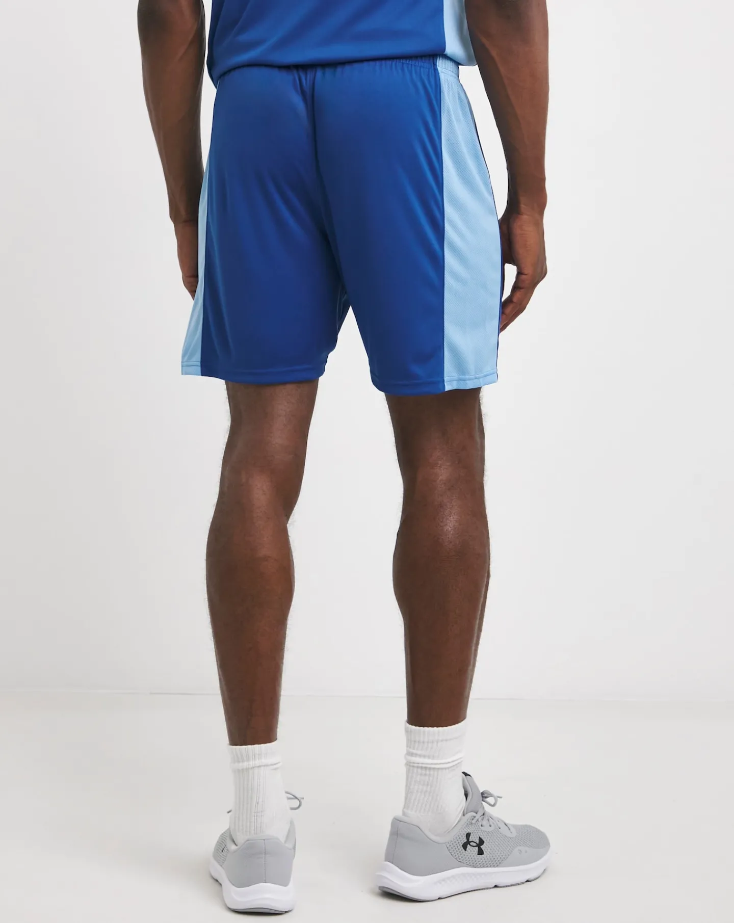 Under Armour Challenger Knit Short