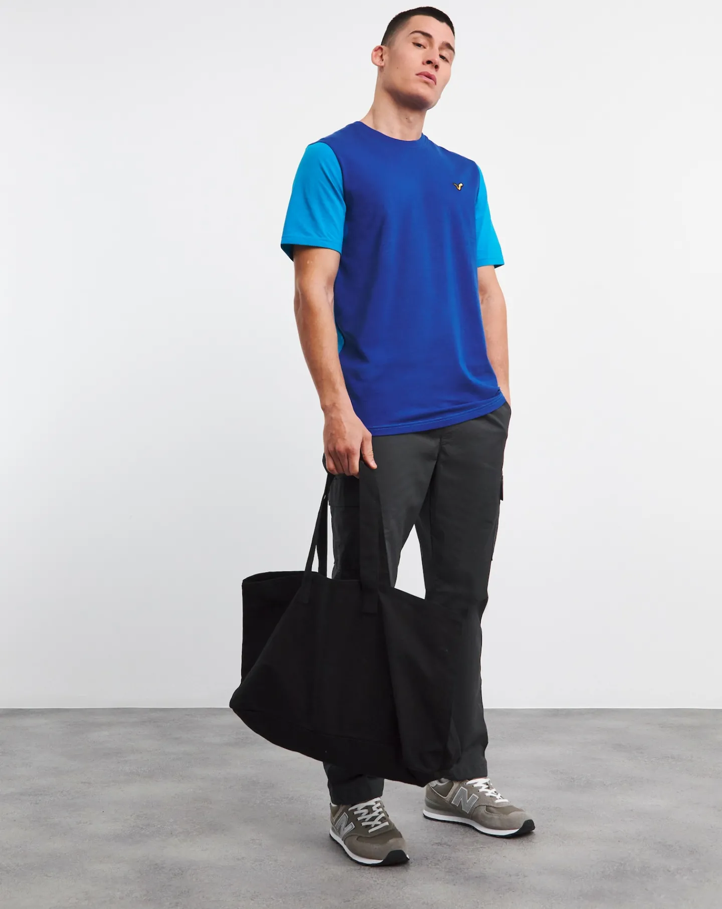 Voi Contrast Sleeve T-Shirt Long Length